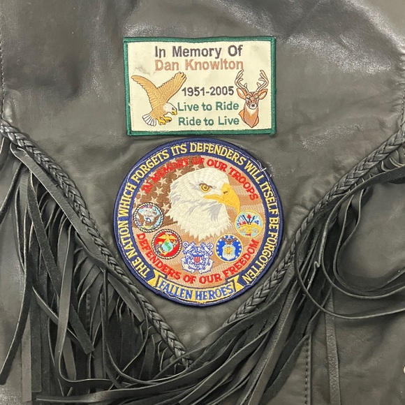 Harley Davidson, black Leather Vest - Picture 11 of 13